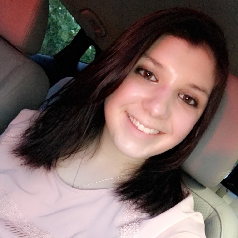Meet your Posher, Averi